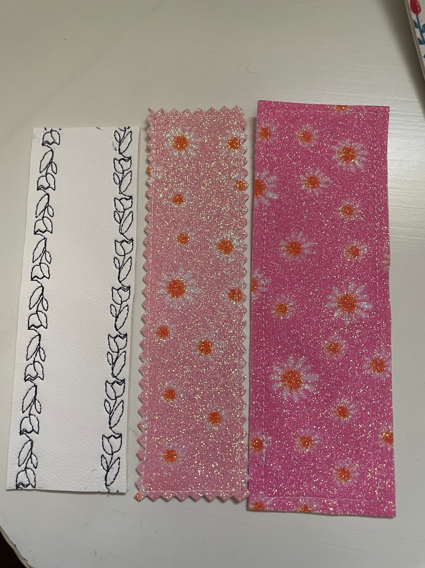 Handmade Floral Faux Leather Bookmark – Gift for Readers | Slim Book Lovers' Accessory